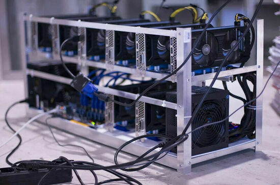 Биткоин в России запрещать не станут