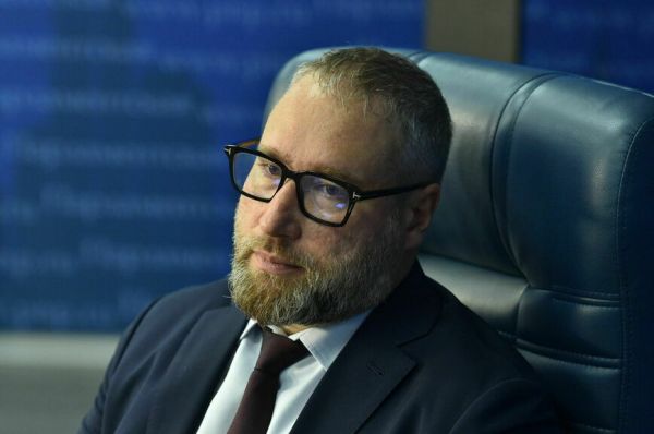 Цифровые арт-сущности хотят «приземлить» в России