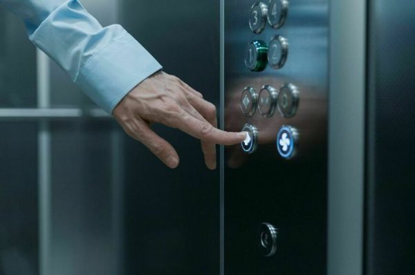 Кто ответит за безопасность лифтов