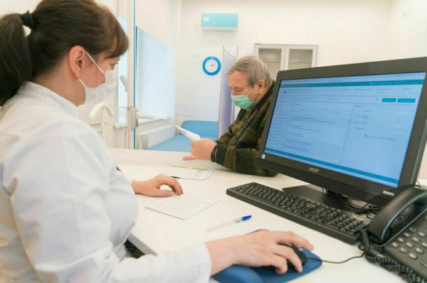 Медицинские полисы заставят работать