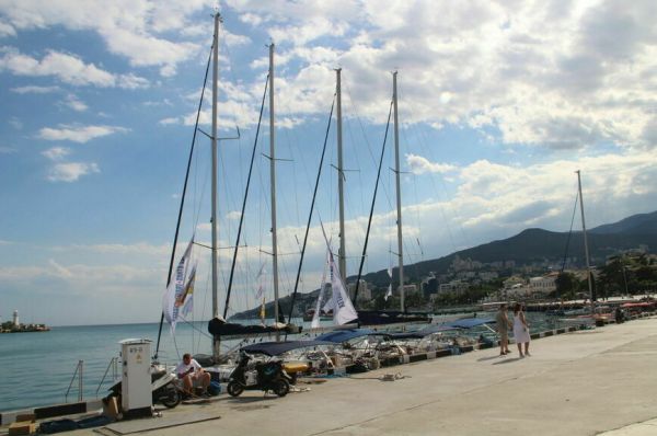 Хватит ли летом места на крымских пляжах