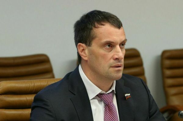 Инвалиду без рук Дебликову могут разрешить управлять автомобилем