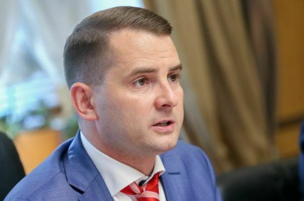Какие трудовые гарантии есть у работников предприятий, покинувших Россию