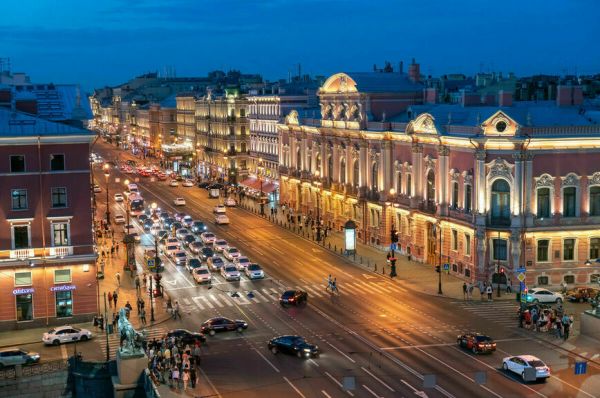 Петербург отказывается от маршруток и наличных в транспорте