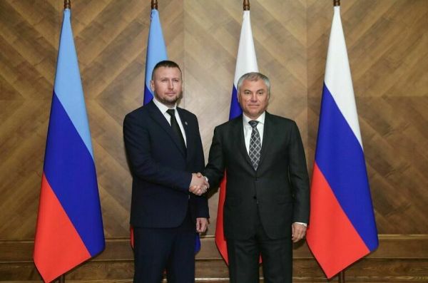 Володин: Парламентарии России и ЛНР посчитают ущерб, нанесенный Киевом Донбассу Володин: Парламентарии России и ЛНР посчитают ущерб, нанесенный Киевом Донбассу
