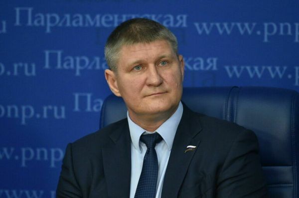 Депутат Шеремет предрек сокрушительный ответ Киеву в случае удара по Крымскому мосту Депутат Шеремет предрек сокрушительный ответ Киеву в случае удара по Крымскому мосту