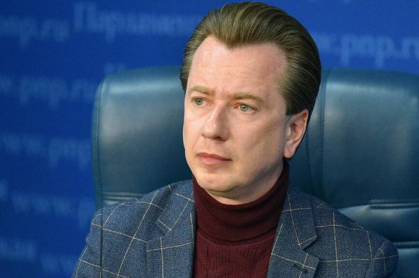 Гиббона и макаку держать дома закон запрещает