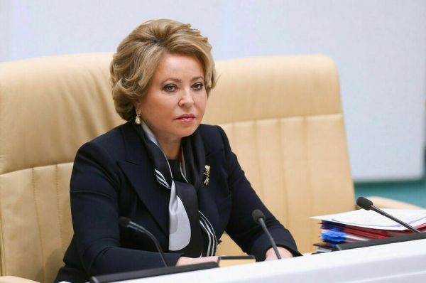 Матвиенко поздравила сотрудников ГИБДД с профессиональным праздником