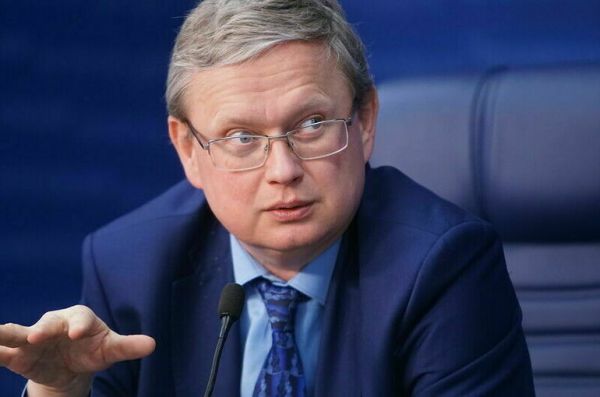 Делягин предложил национализировать базовые отрасли промышленности Делягин предложил национализировать базовые отрасли промышленности