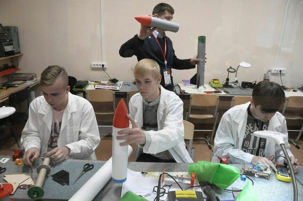 Я б в IT-шники пошел, пусть меня научат!