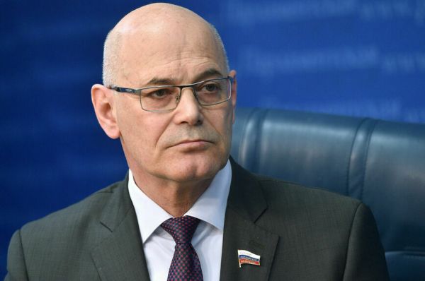 Летчиков-наркоманов вычислят в два счета