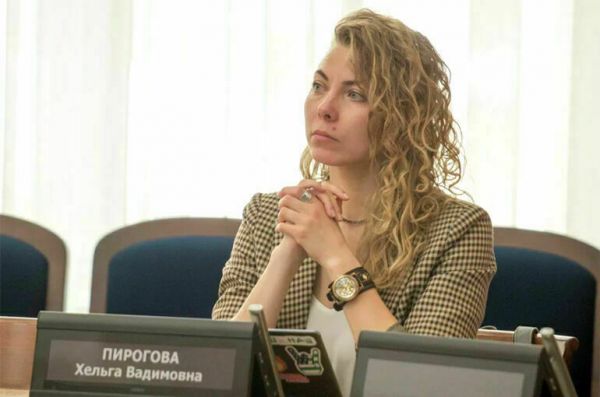 Новосибирского депутата Пирогову объявили в розыск за фейки о Российской армии Новосибирского депутата Пирогову объявили в розыск за фейки о Российской армии