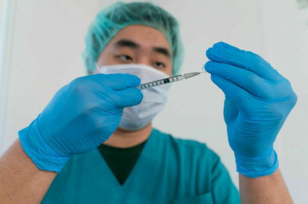 Роспотребнадзор призвал взрослых прививаться от инфекций Роспотребнадзор призвал взрослых прививаться от инфекций