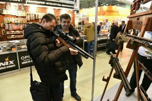 Россиянам ограничили владение оружием Россиянам ограничили владение оружием