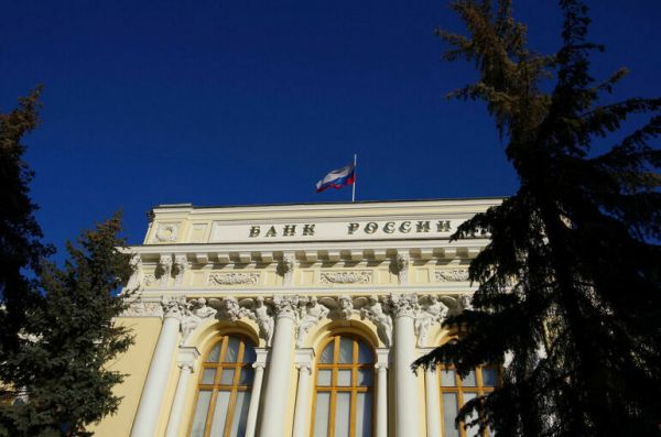 Россияне в июне перевели в зарубежные банки рекордный с 2018 года объем валюты Россияне в июне перевели в зарубежные банки рекордный с 2018 года объем валюты