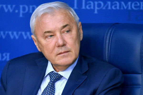 Небогатым россиянам предложат социальный банковский вклад