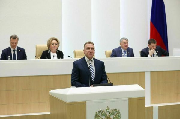 Матвиенко предложила ВЭБ.РФ расширить программу развития городского транспорта 