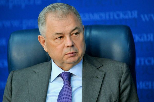 Сергей Рябухин: 75 миллионов литров паленой водки нуждаются в срочной ликвидации