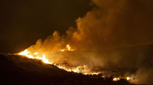 Огонь и землетрясение: на популярном у россиян курорте произошел "армагеддон" Огонь и землетрясение: на популярном у россиян курорте произошел "армагеддон"