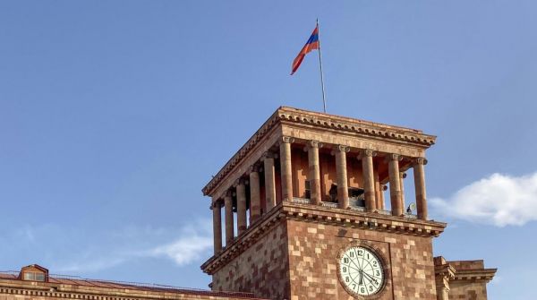 Оверчук: Россия опасается закрытия воздушного пространства над Арменией