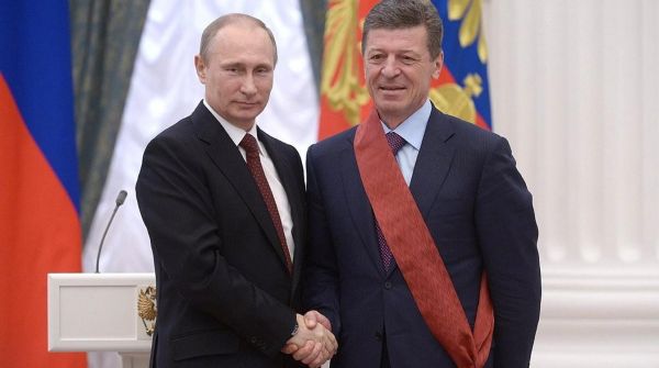 Путин удовлетворил прошение Козака об отставке