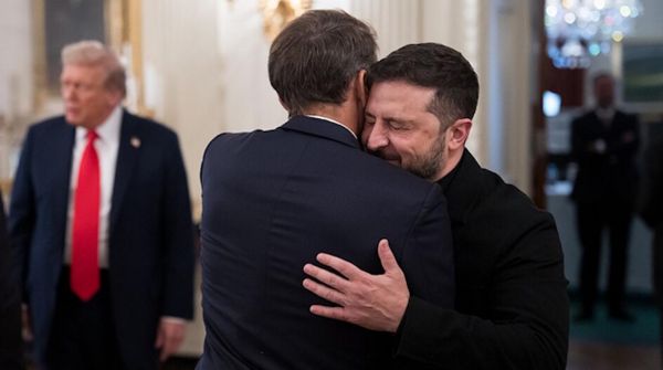 Axious: Зеленский согласился на план Трампа уступить территории России Axious: Зеленский согласился на план Трампа уступить территории России