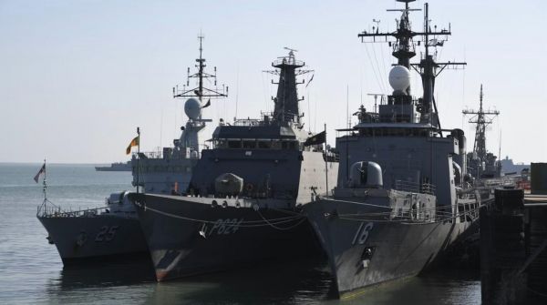 Боевые "корабли-призраки" наводнили Балтийское море &mdash; СМИ