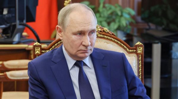 Origo: Путин придумал, как жестко наказать Берлин за экспроприацию НПЗ "Роснефти" Origo: Путин придумал, как жестко наказать Берлин за экспроприацию НПЗ "Роснефти"