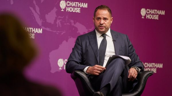 "Страна.ua" назвала арест Ермака началом глобальных перемен на Украине "Страна.ua" назвала арест Ермака началом глобальных перемен на Украине