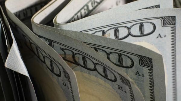 Сколько Киев должен выплатить кредиторам в перерасчете на жителя Сколько Киев должен выплатить кредиторам в перерасчете на жителя