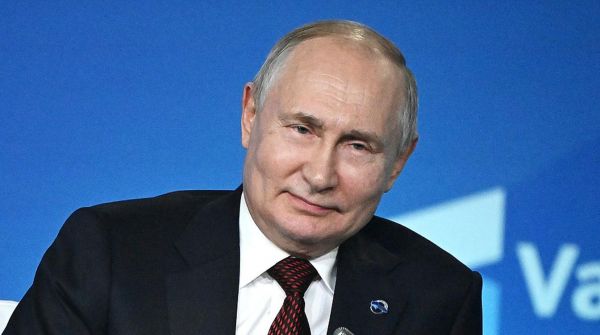 Путин нанес первый удар по доллару: что говорят эксперты